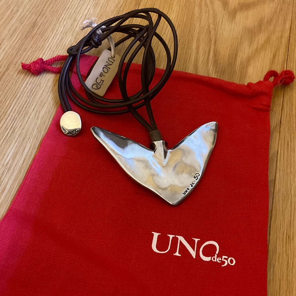 Uno De 50 Silver Heart Pendant With Black Cord